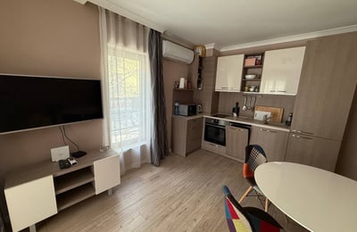 Miete einer gemütlichen 2-Zimmer-Wohnung im Stadtzentrum von Varna, Bulgarien